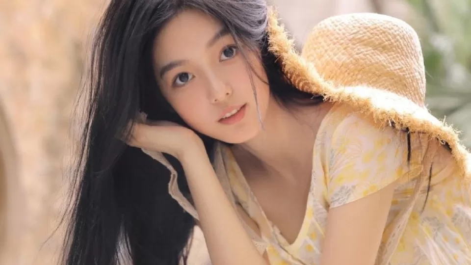 51吃瓜·止寸大赛·校园大赛:情侣视频小戏《这顶帽子不算我的答案》播放预览封面